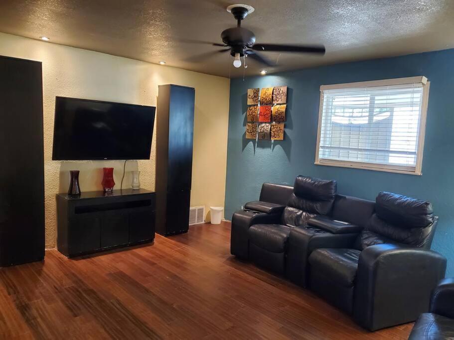 Spacious West El Paso 19 Min From Airport, Fort Bliss Military Base Kültér fotó